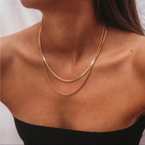 Jewelry - 18K Gold Blade Chain Twist Chain Necklace✨
